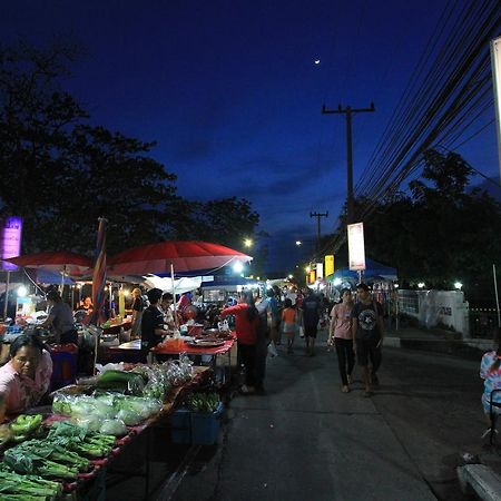 โรงแรมนางรอง Eksteriør bilde