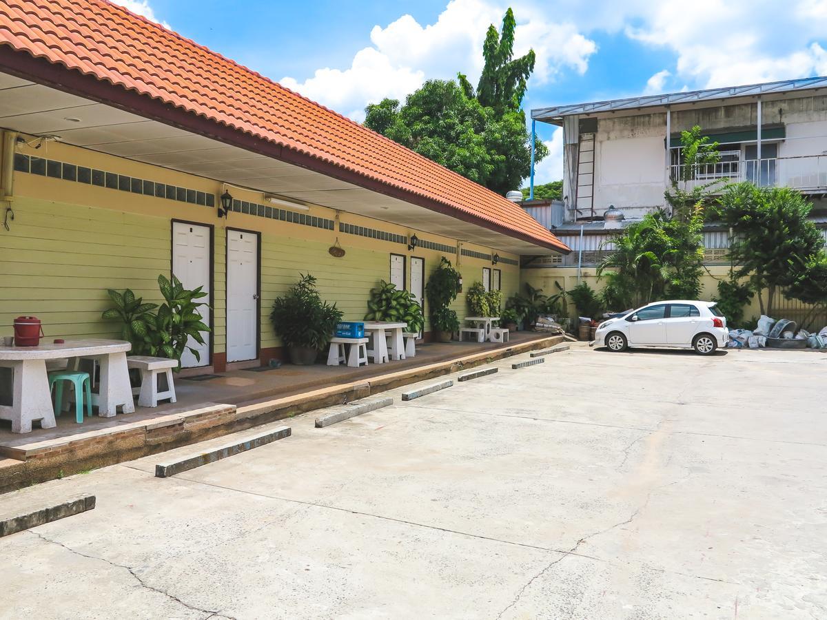 โรงแรมนางรอง Eksteriør bilde