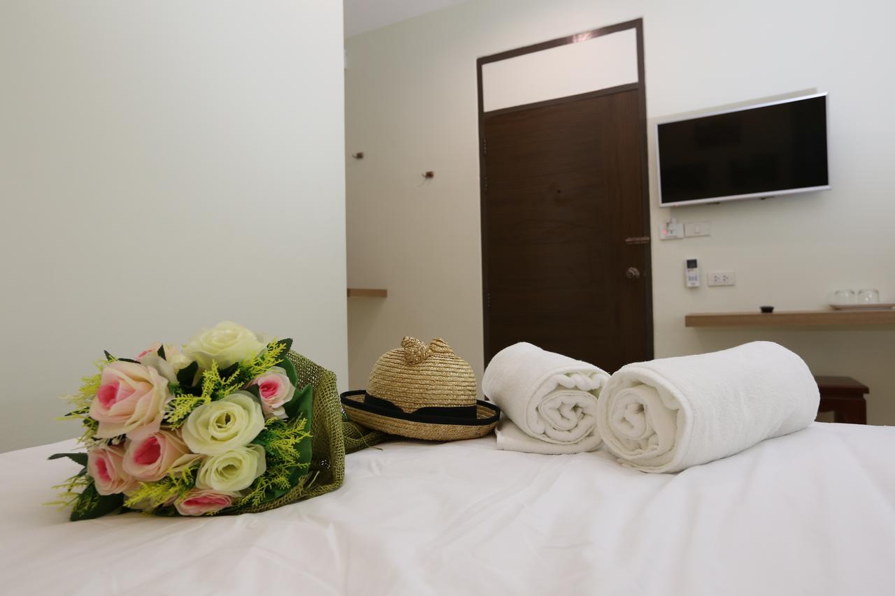 โรงแรมนางรอง Eksteriør bilde